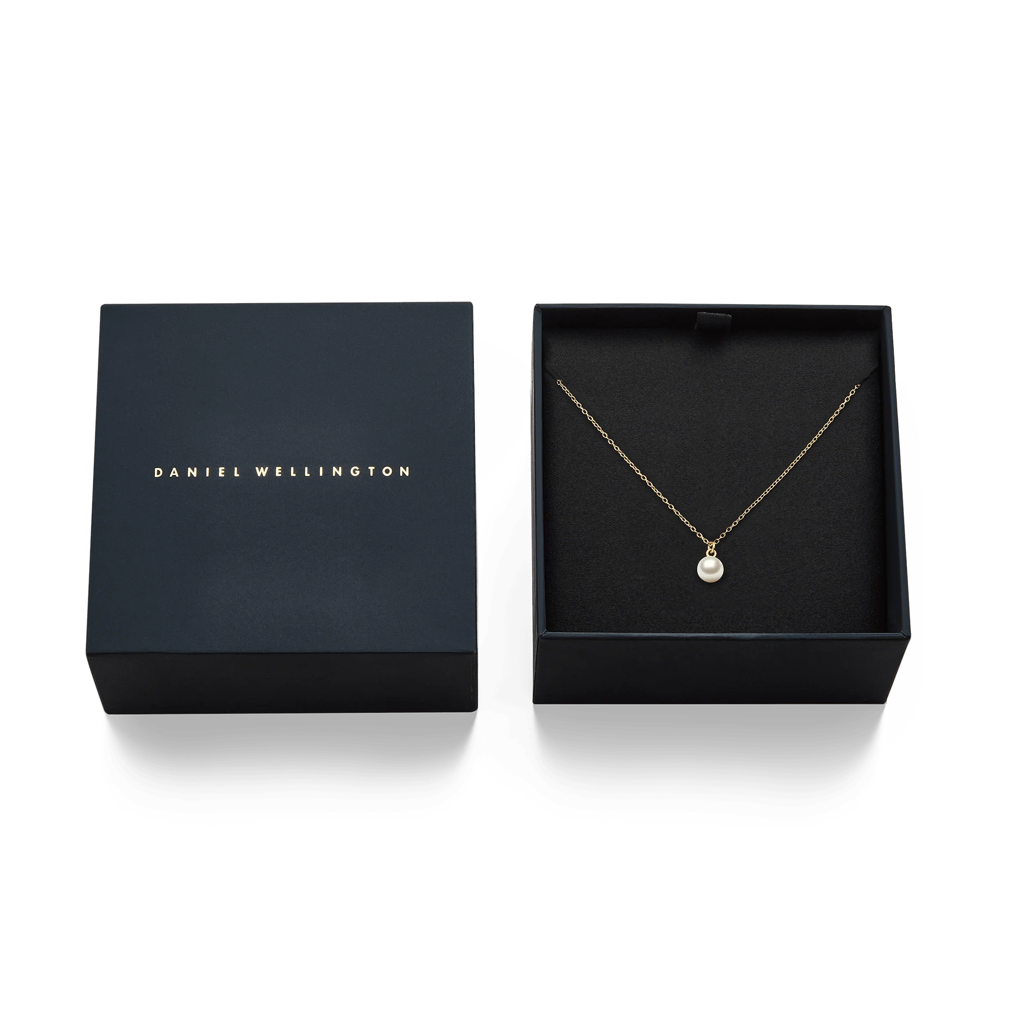 Pearl Necklace Gold - Image 6